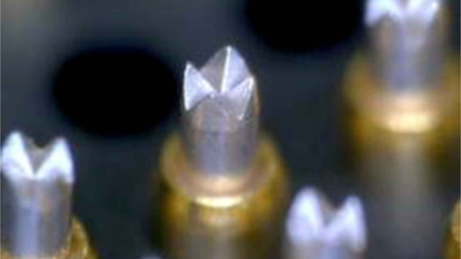 ESめっきを施したプローブピン