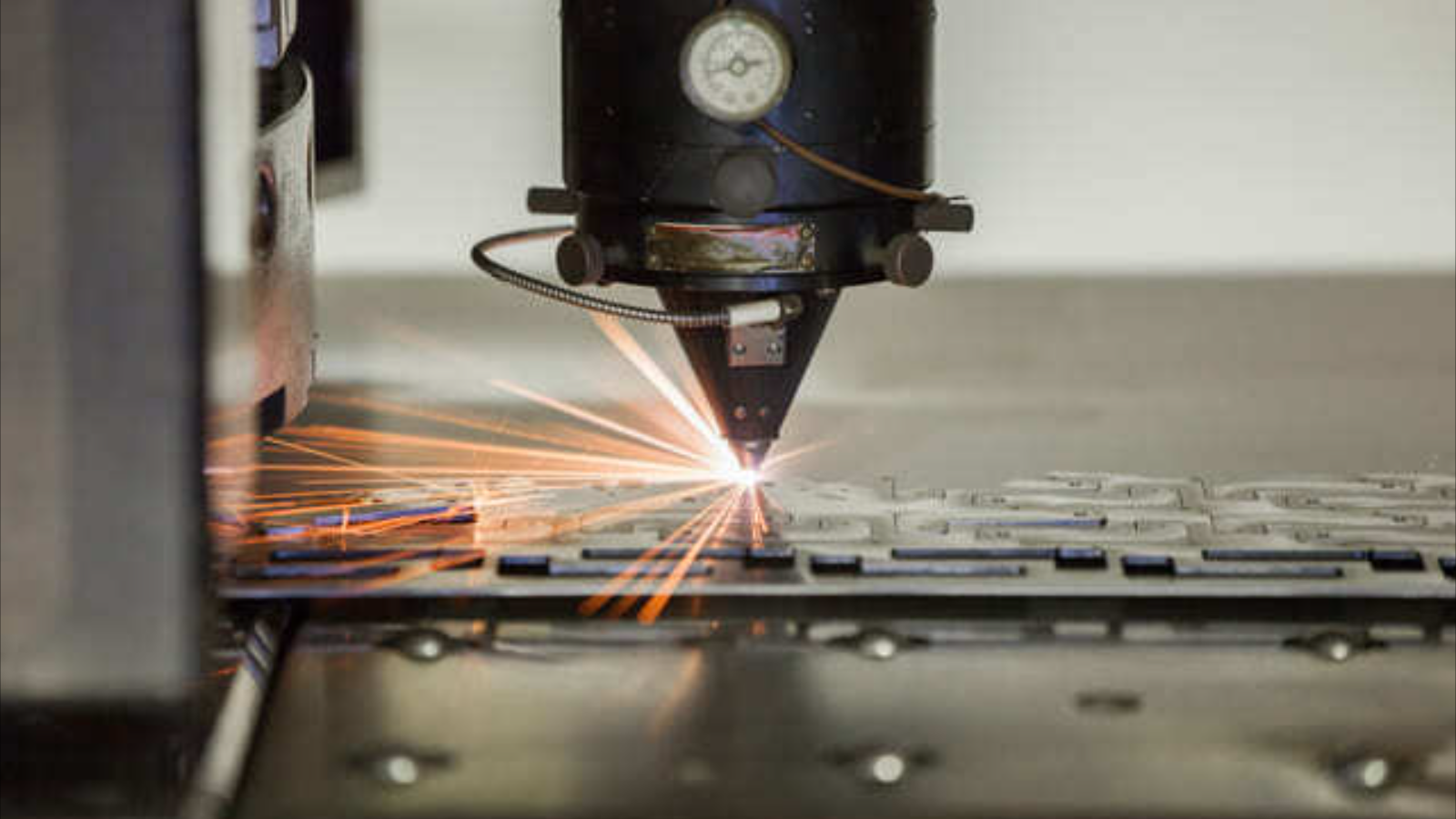 切削加工機の先端部